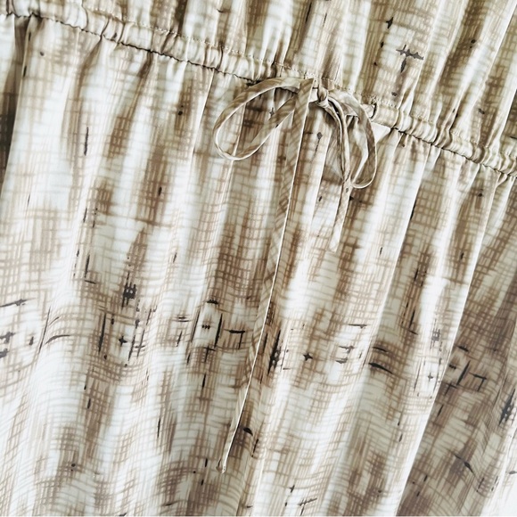 Ann Taylor Neutral Patterned Silky Dress - Picture 5 of 9